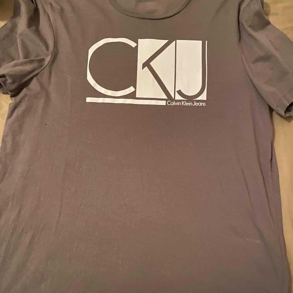 Calvin Klein tee